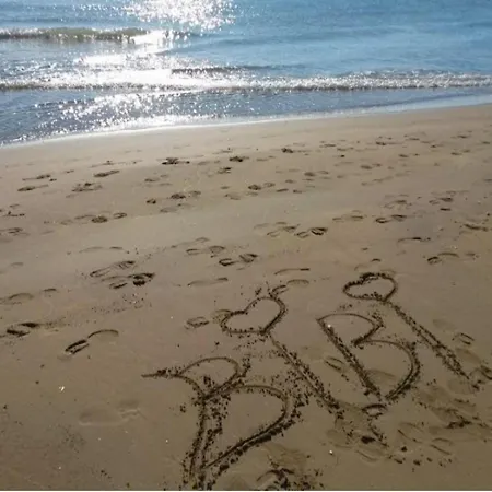 Family-friendly Flat Just 50mt From The 公寓 *