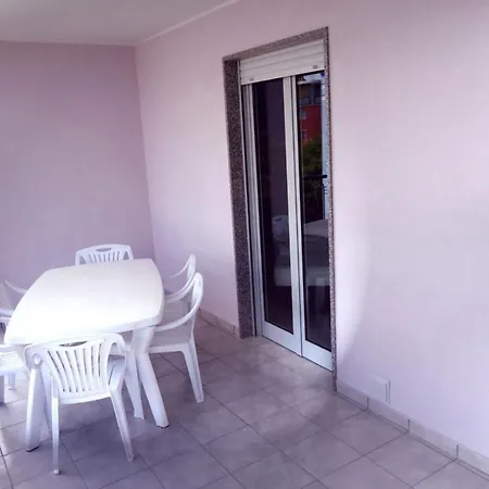 Family-friendly Flat Just 50mt From The Lägenhet Bibione