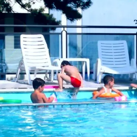 Family-friendly Flat Just 50mt From The * Bibione